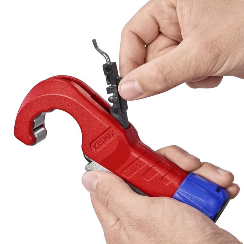Knipex 903102 TubiX Pipe Cutter Medium 35mm