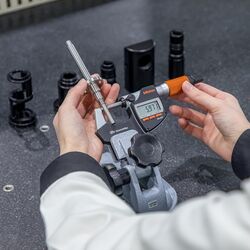 Mitutoyo Digital Micrometer QuantuMike 0mm 25mm 29318040